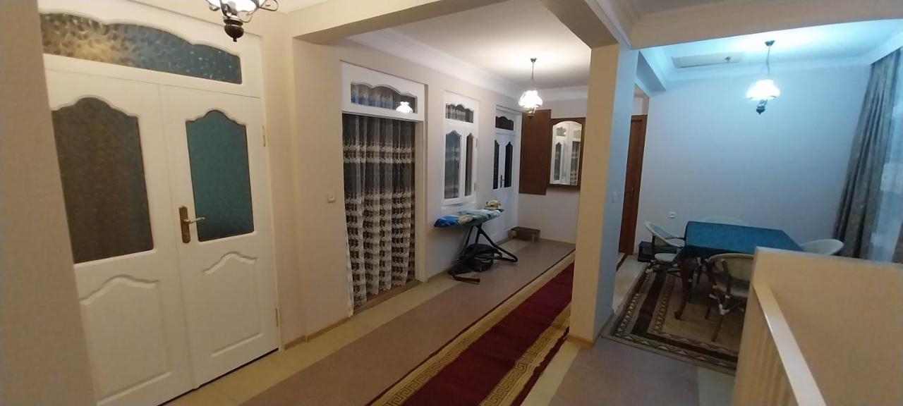 Hostel Gomani Batumi Luaran gambar