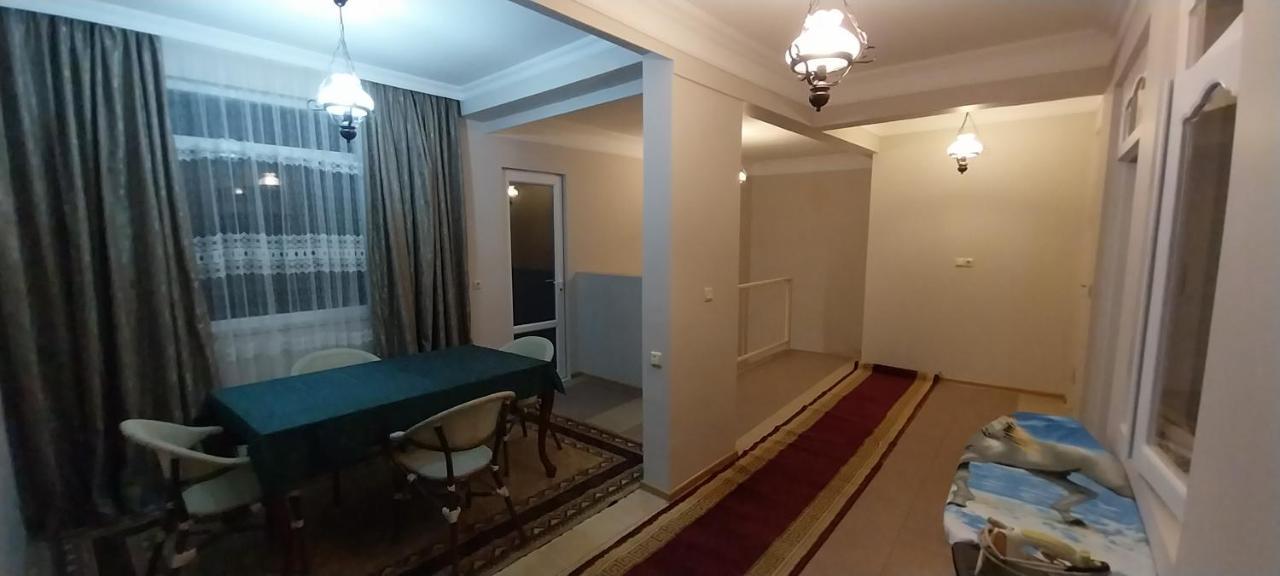 Hostel Gomani Batumi Luaran gambar