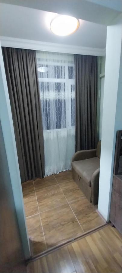 Hostel Gomani Batumi Luaran gambar