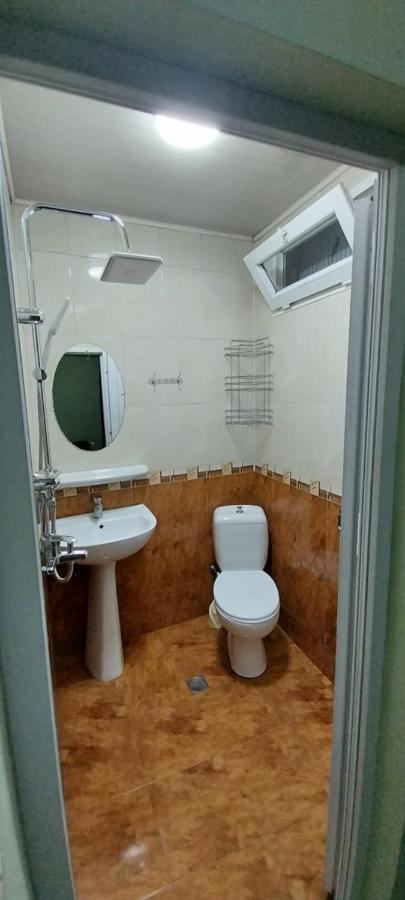 Hostel Gomani Batumi Luaran gambar